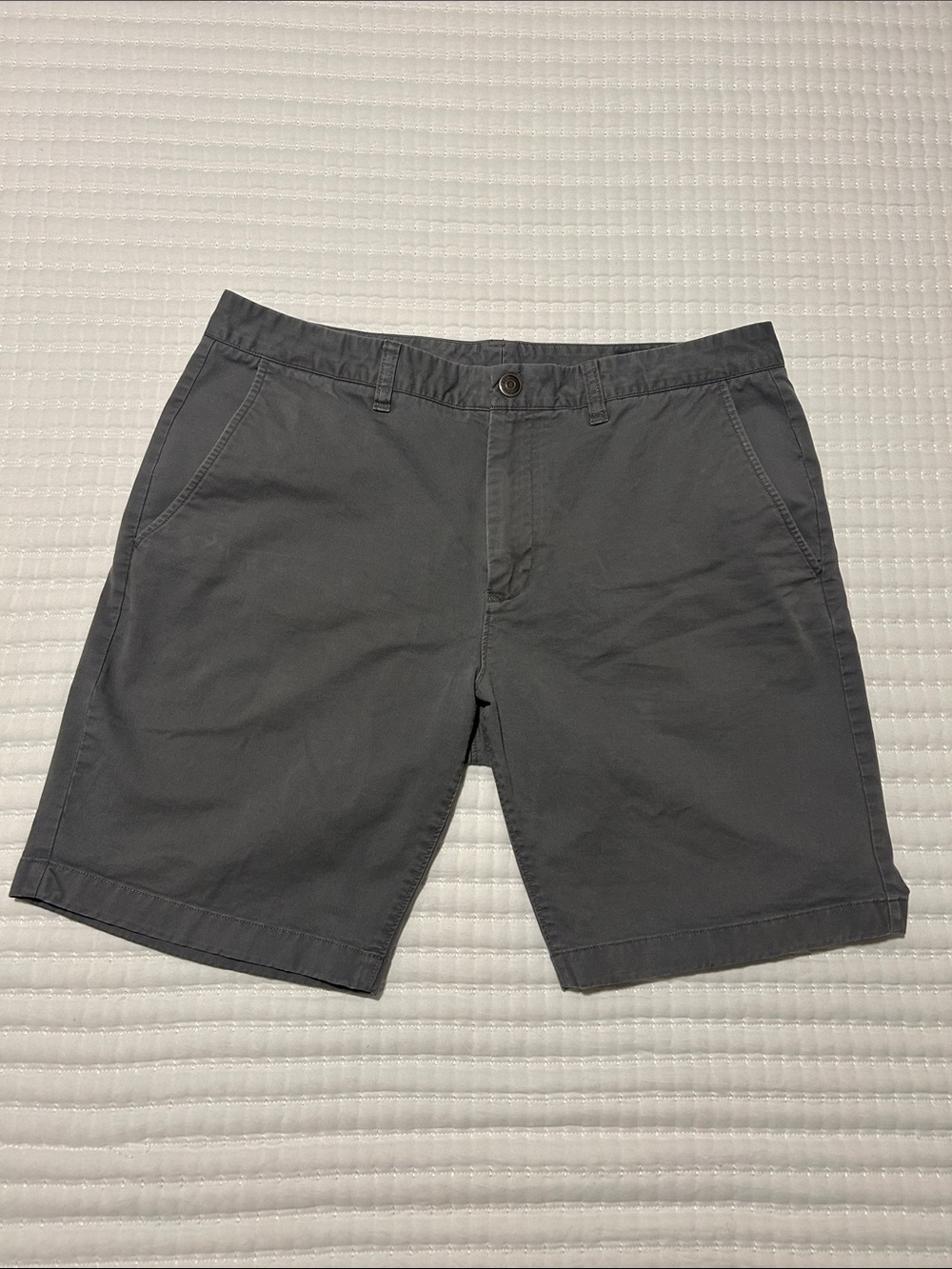 Bonobos Slate Gray Flat-Front Men's Shorts 36” waist